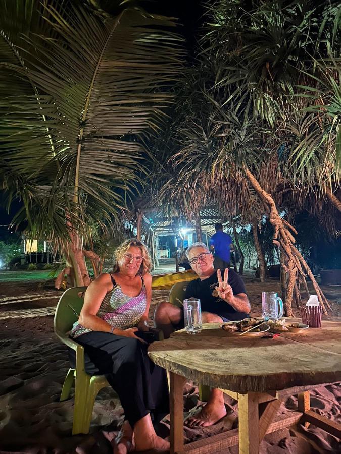 Surfing Beach Nilaveli Trincomalee Eksteriør billede
